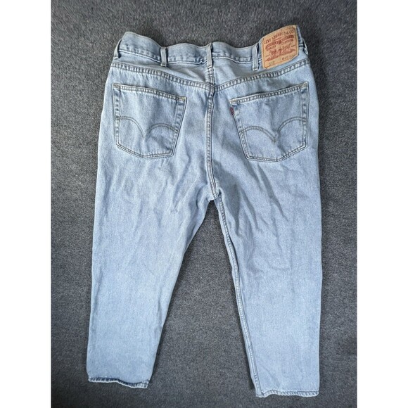 Vtg Levis 550 Relaxed Fit Jeans Mens 38X31 (Tag 40x32) Light Wash Blue Denim - Picture 2 of 9